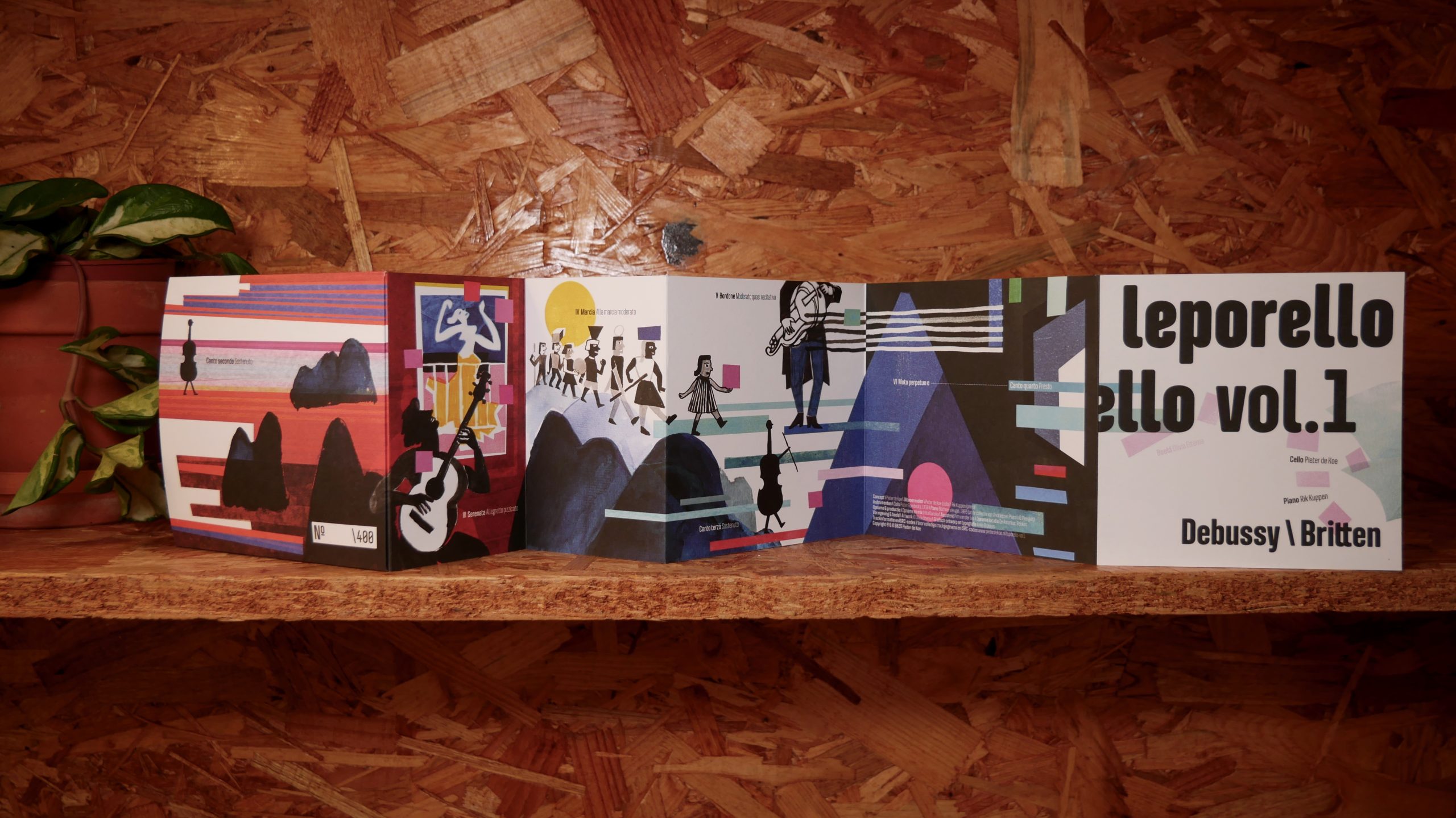 Leporello vol. 1 — Debussy & Britten Illustraties: Olivia Ettema Vormgeving: Anke Boeren Opnames: Pieter de Koe (cello) & Rik Kuppen (piano) Opnameleiding en mix: Lilita Dunska